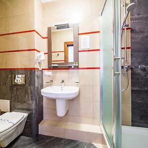 Uitgebreide Kamer met een Queen Size Bed